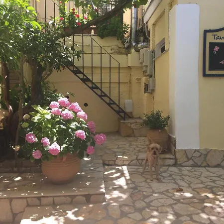 Sebastian's - Family Sea View Apartment Agios Gordios (Corfu)
